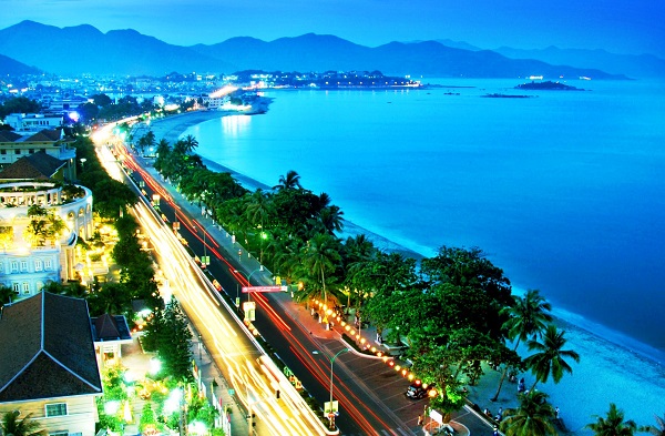 TOUR DU LỊCH NHA TRANG - 2 NGÀY 3 ĐÊM(THAM QUAN VINPEARL LAND, LẶN NGẮM SAN HÔ TẠI HÒN MUN)